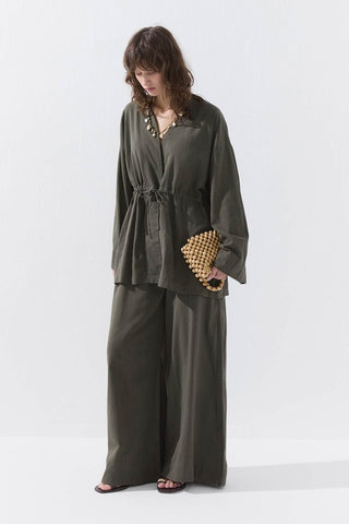 Ensemble à lacets kaki