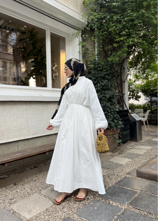 Kleid mit Knöpfen - Ecru